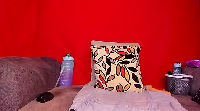 Snapshot of __Squirts__ chatting on 01-30-25, 07:26 Squirts online show from 01-30-25, 07:26