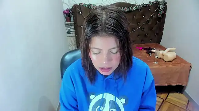 CurvyJulieth online show from 12-27-24, 07:29