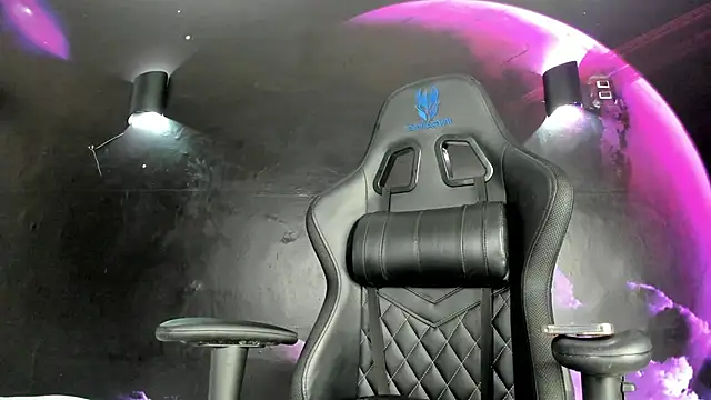 Snapshot of Lau_Beauty chatting on 01-24-25, 08:54 Lau Beauty online show from 01-24-25, 08:54