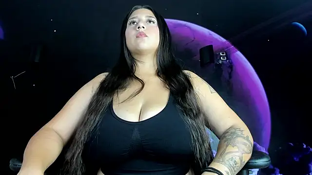 Snapshot of Lau_Beauty chatting on 01-25-25, 10:39 Lau Beauty online show from 01-25-25, 10:39