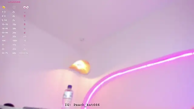 katiepeach  online show from 01-21-25, 12:29