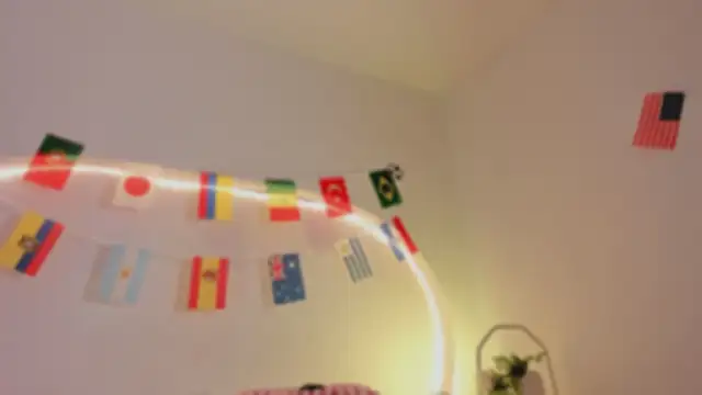 Snapshot of katiepeach_ chatting on 06-19-26, 12:09 katiepeach online show from 06-19-26, 12:09