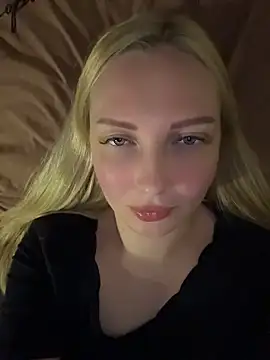Snapshot of Aleksandrakis chatting on 05-27-26, 08:06 Aleksandrakis online show from 05-27-26, 08:06
