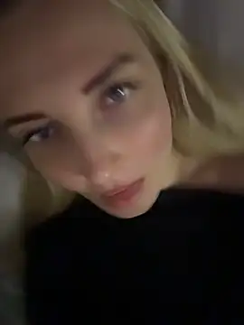 Snapshot of Aleksandrakis chatting on 05-30-26, 08:06 Aleksandrakis online show from 05-30-26, 08:06