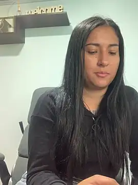 Snapshot of luna_asss chatting on 02-08-25, 02:38 luna asss online show from 02-08-25, 02:38