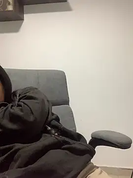 Snapshot of luna_asss chatting on 02-13-25, 05:44 luna asss online show from 02-13-25, 05:44