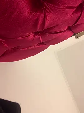 Snapshot of luna_asss chatting on 03-22-25, 11:32 luna asss online show from 03-22-25, 11:32