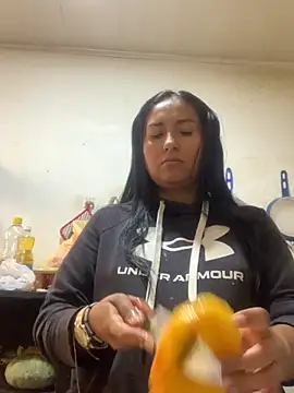 Snapshot of luna_asss chatting on 09-17-25, 03:35 luna asss online show from 09-17-25, 03:35