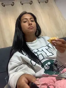 Snapshot of luna_asss chatting on 09-24-25, 01:36 luna asss online show from 09-24-25, 01:36