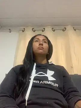 Snapshot of luna_asss chatting on 10-08-25, 04:15 luna asss online show from 10-08-25, 04:15