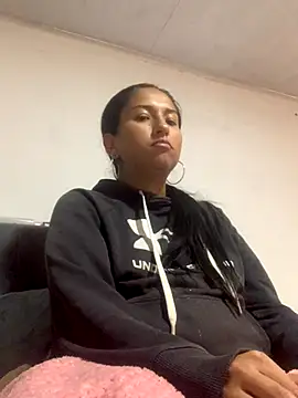 Snapshot of luna_asss chatting on 10-20-25, 03:12 luna asss online show from 10-20-25, 03:12