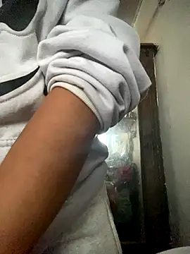 Snapshot of luna_asss chatting on 11-26-25, 09:05 luna asss online show from 11-26-25, 09:05