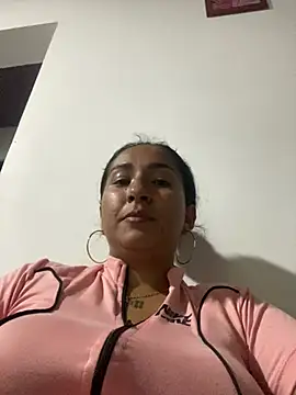 Snapshot of luna_asss chatting on 07-17-26, 02:51 luna asss online show from 07-17-26, 02:51