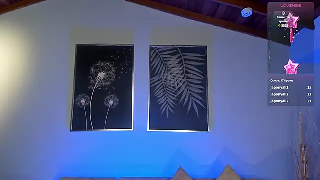 SamanthaKlein  online show from 01-28-25, 09:51