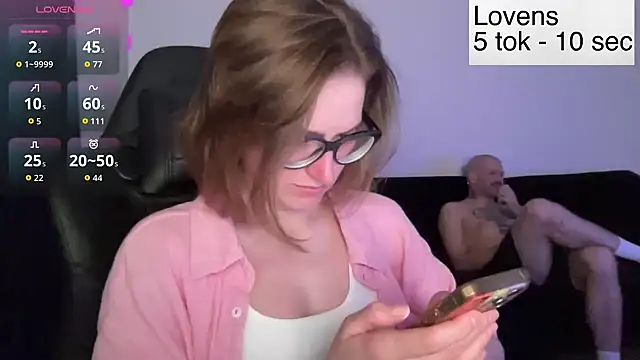 Snapshot of Sexy_Sweets chatting on 06-13-26, 07:56 Sexy Sweets online show from 06-13-26, 07:56