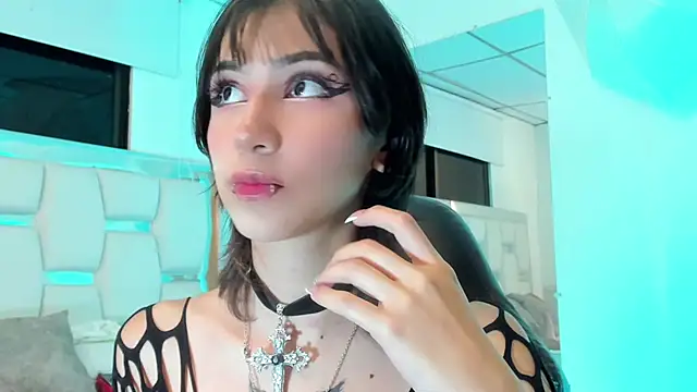 Snapshot of Naomi-Haruno chatting on 01-21-25, 04:43 Naomi-Haruno online show from 01-21-25, 04:43