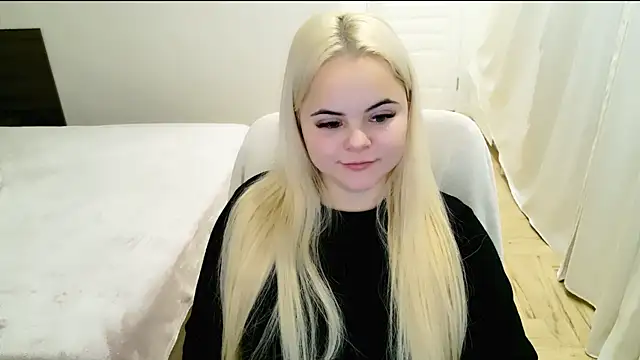 lovely-eyes online show from 12-19-24, 01:28