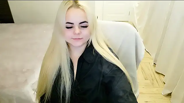 lovely-eyes online show from 02-01-25, 12:29