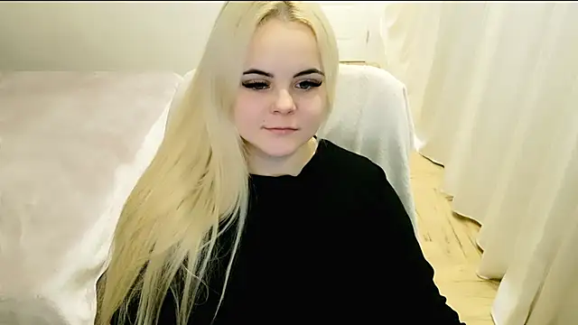 lovely-eyes online show from 02-07-25, 12:20