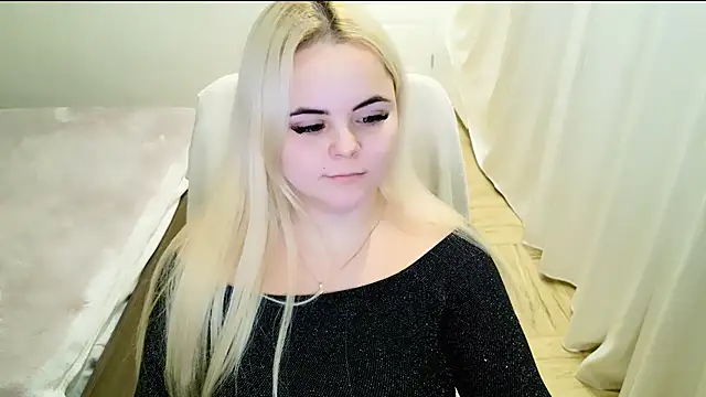 lovely-eyes online show from 02-17-25, 12:32