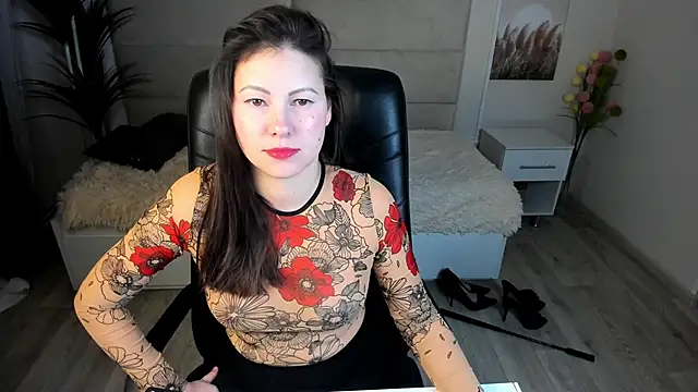 Dana  dom online show from 02-07-25, 01:25