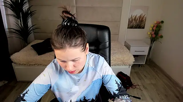 Dana  dom online show from 02-24-25, 10:15