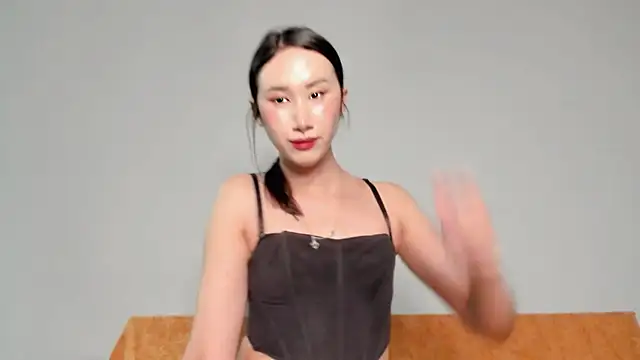 Snapshot of asian_kiya chatting on 11-13-25, 10:19 asian kiya online show from 11-13-25, 10:19