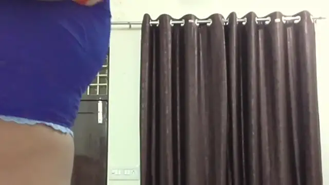 Snapshot of Gulaboo_bhabi chatting on 03-03-25, 11:35 Gulaboo bhabi online show from 03-03-25, 11:35