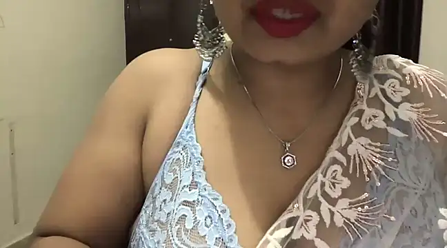 Snapshot of Gulaboo_bhabi chatting on 03-21-25, 03:24 Gulaboo bhabi online show from 03-21-25, 03:24