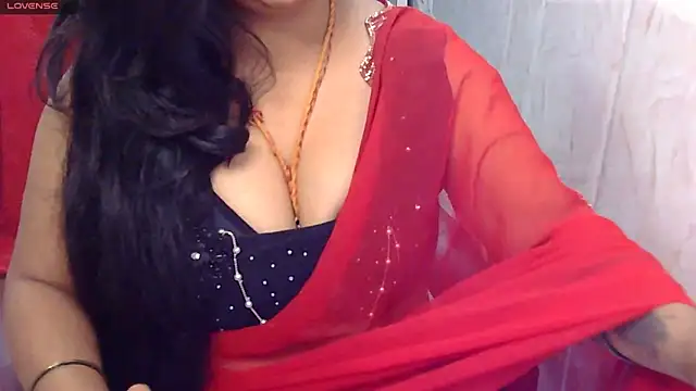 Snapshot of Gulaboo_bhabi chatting on 11-02-25, 04:15 Gulaboo bhabi online show from 11-02-25, 04:15