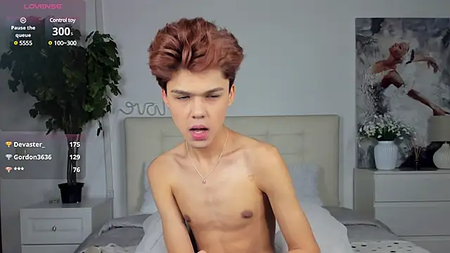 Snapshot of Felix_Rey chatting on 03-22-25, 10:59 Felix Rey online show from 03-22-25, 10:59