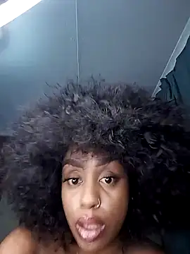 Queen-Chocolate online show from 03-08-26, 02:04