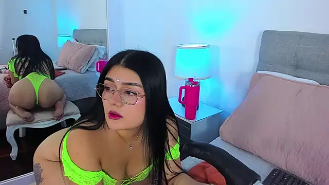 Snapshot of Samantha__Vega chatting on 07-14-26, 08:36 Samantha Vega online show from 07-14-26, 08:36