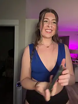 sophielove888 online show from 04-17-26, 01:30