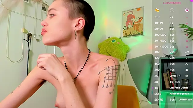 PamelaYong online show from 12-12-24, 05:15