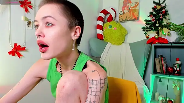 PamelaYong online show from 12-29-24, 01:38