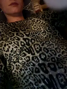 Snapshot of Jasmin-White chatting on 12-16-24, 10:56 Jasmin-White online show from 12-16-24, 10:56