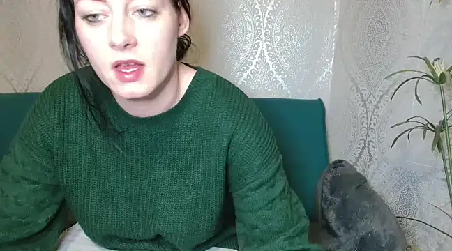 Snapshot of Jasmin-White chatting on 12-22-24, 12:07 Jasmin-White online show from 12-22-24, 12:07