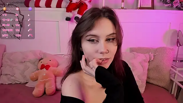 Snapshot of UnaMedison chatting on 12-26-24, 09:11 UnaMedison online show from 12-26-24, 09:11