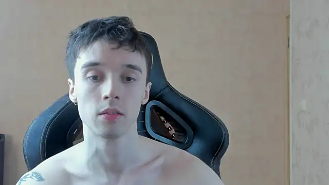 MasonWarholl online show from 04-19-26, 03:44