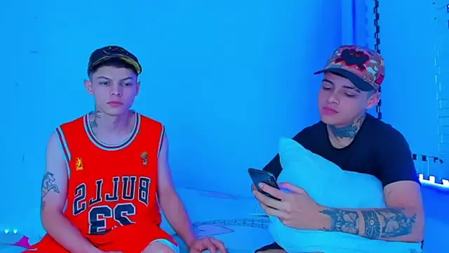 Snapshot of HOT_boy2025 chatting on 01-22-25, 09:21 HOT boy2025 online show from 01-22-25, 09:21