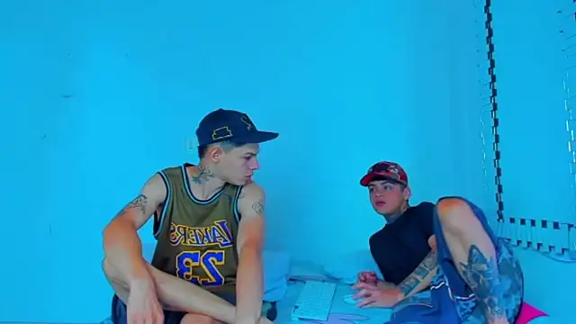 Snapshot of HOT_boy2025 chatting on 01-31-25, 02:39 HOT boy2025 online show from 01-31-25, 02:39