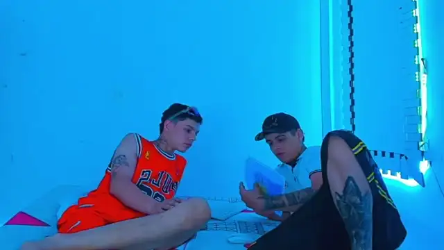 Snapshot of HOT_boy2025 chatting on 02-03-25, 11:05 HOT boy2025 online show from 02-03-25, 11:05