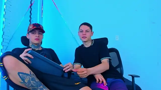 Snapshot of HOT_boy2025 chatting on 09-27-25, 11:37 HOT boy2025 online show from 09-27-25, 11:37