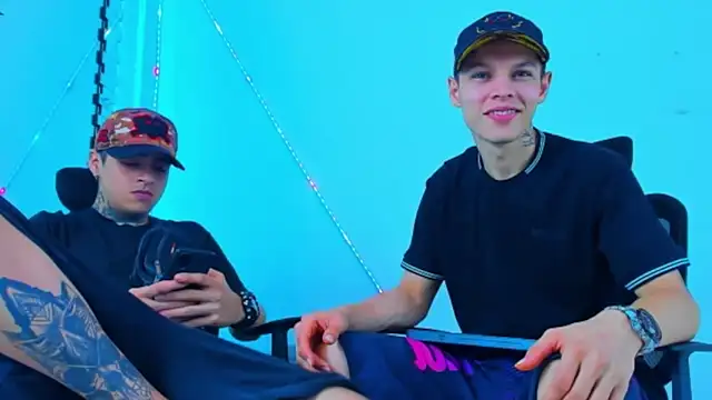 Snapshot of HOT_boy2025 chatting on 10-06-25, 01:03 HOT boy2025 online show from 10-06-25, 01:03