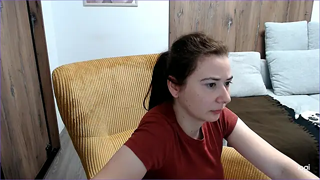 Snapshot of VioletaFlower7 chatting on 07-08-26, 07:13 VioletaFlower7 online show from 07-08-26, 07:13
