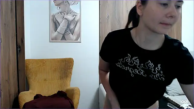 Snapshot of VioletaFlower7 chatting on 07-24-26, 09:07 VioletaFlower7 online show from 07-24-26, 09:07