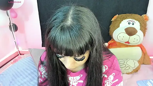 zoesullivan online show from 12-18-24, 01:02