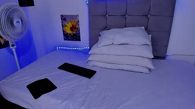 Ladysexy hot19 online show from 09-24-25, 04:43