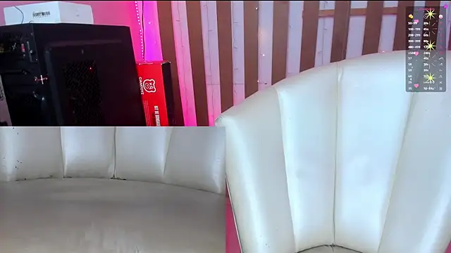 Snapshot of XimenaReid chatting on 01-31-25, 05:30 XimenaReid online show from 01-31-25, 05:30